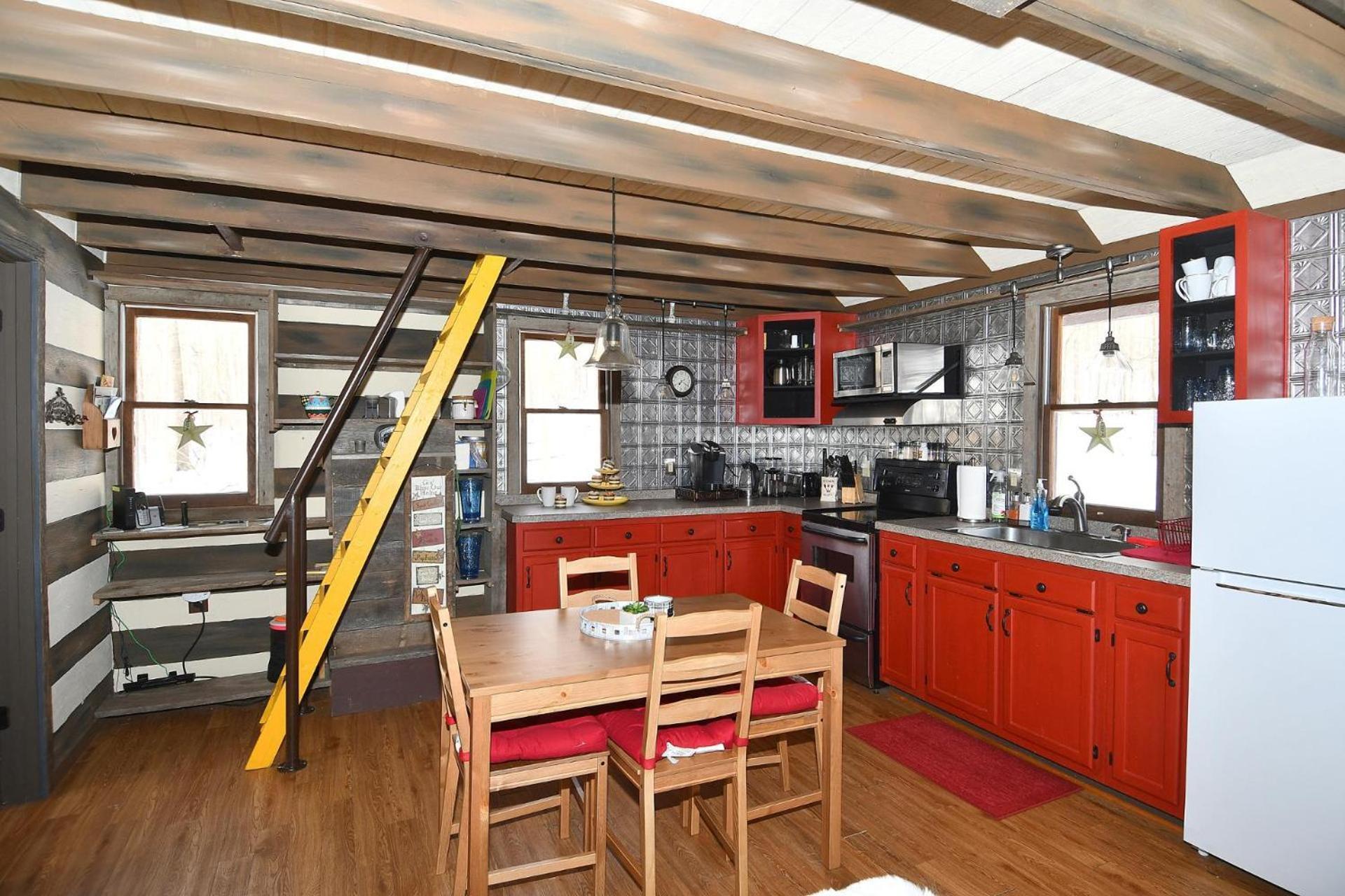 River Walk Cottage - Hot Tub - Pet Friendly - Swing - Screen Porch - River Access - Fire Pit - Wifi - Grill - Deck - King Bed Great Cacapon Exterior foto