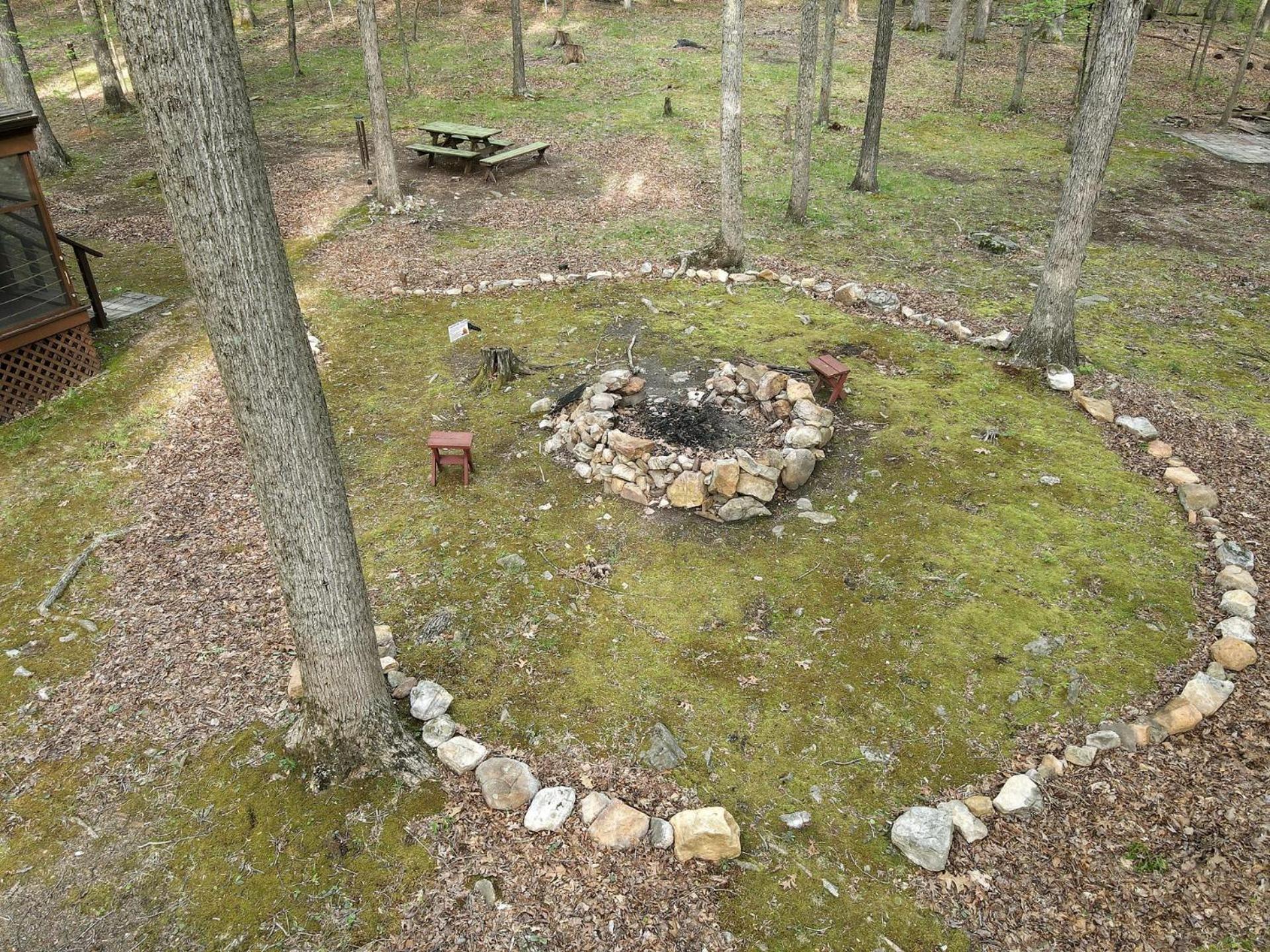 River Walk Cottage - Hot Tub - Pet Friendly - Swing - Screen Porch - River Access - Fire Pit - Wifi - Grill - Deck - King Bed Great Cacapon Exterior foto