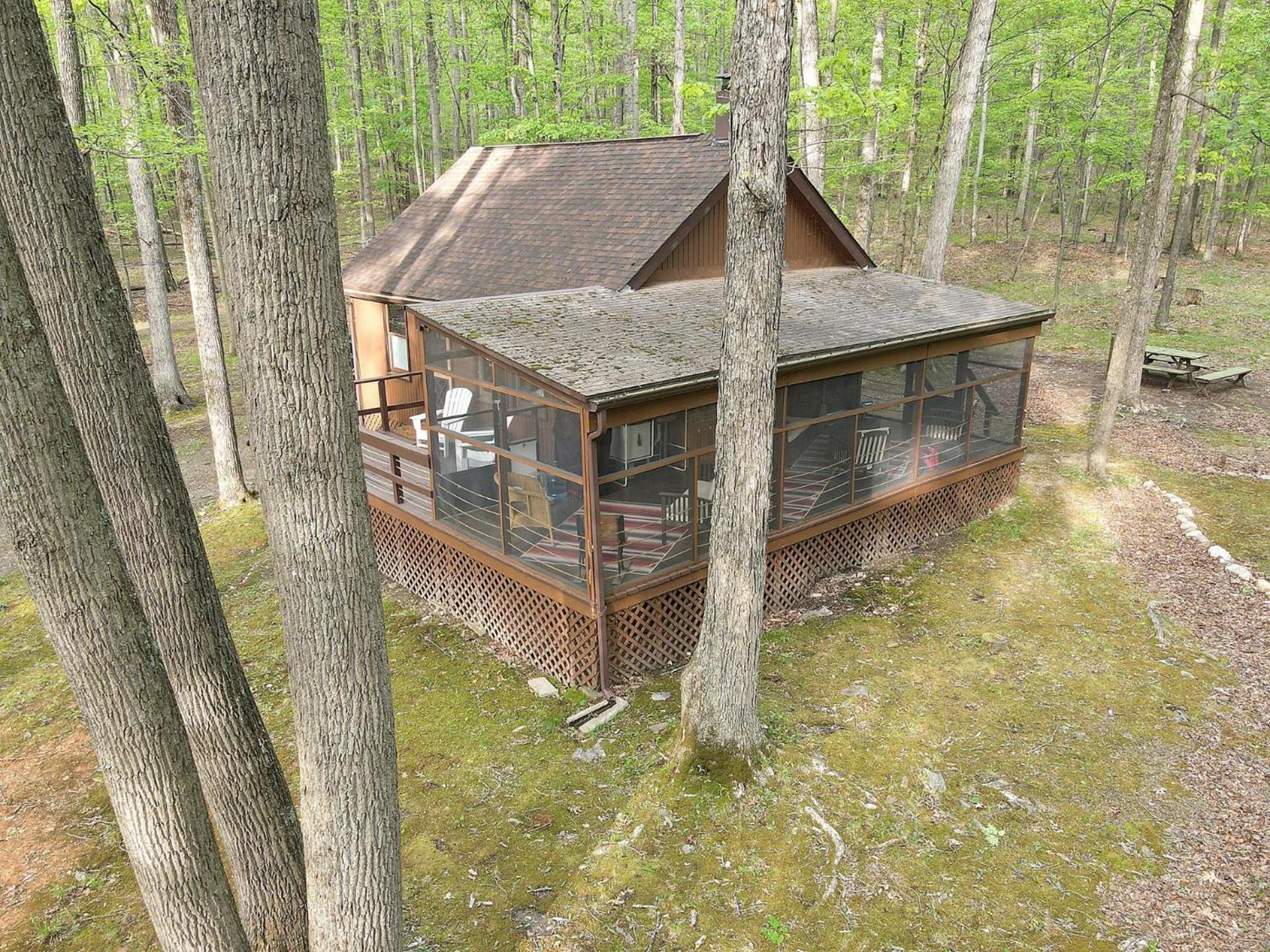 River Walk Cottage - Hot Tub - Pet Friendly - Swing - Screen Porch - River Access - Fire Pit - Wifi - Grill - Deck - King Bed Great Cacapon Exterior foto