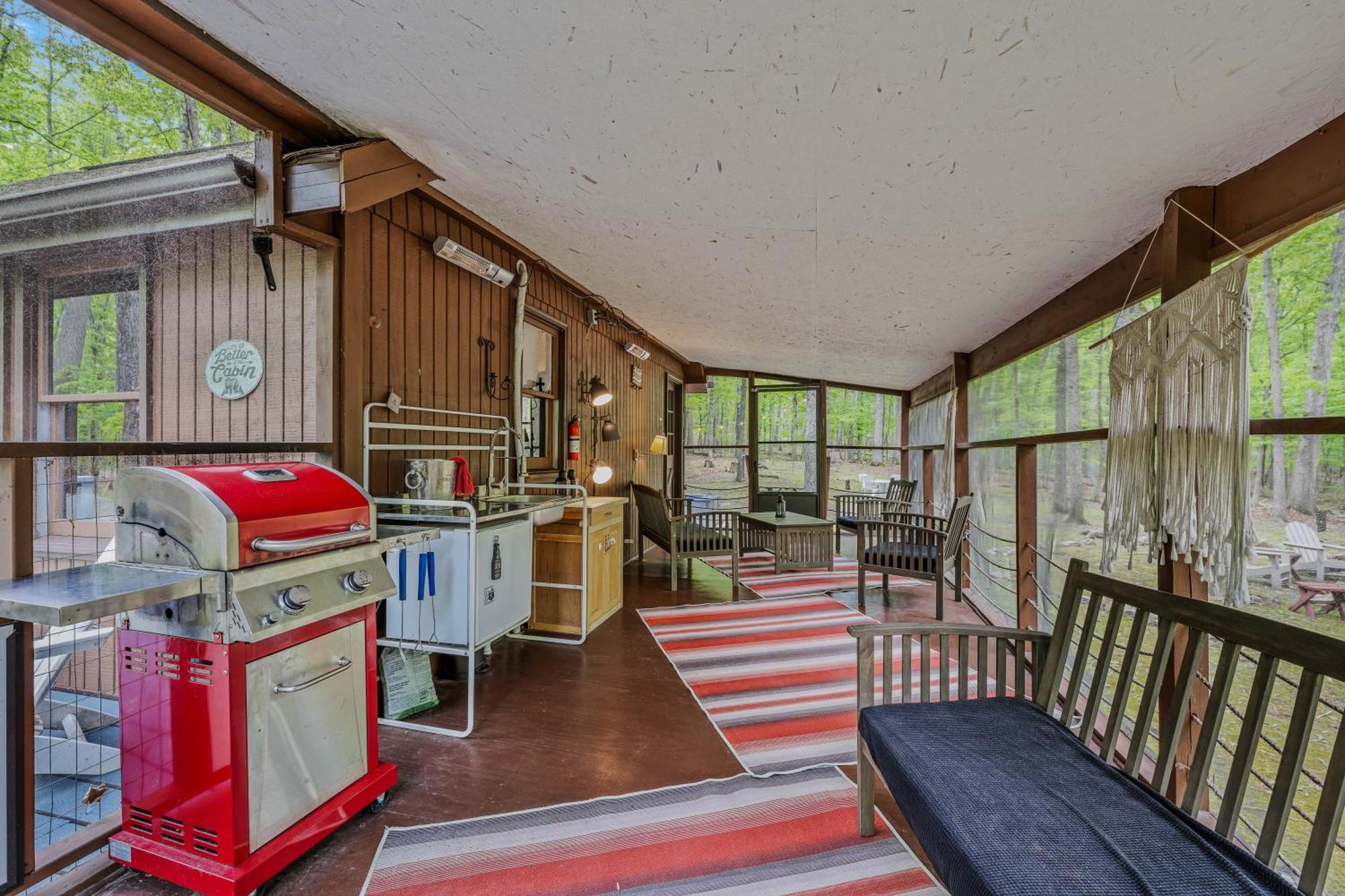 River Walk Cottage - Hot Tub - Pet Friendly - Swing - Screen Porch - River Access - Fire Pit - Wifi - Grill - Deck - King Bed Great Cacapon Exterior foto